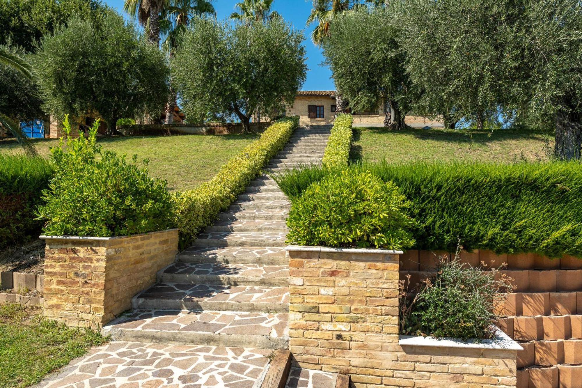 Villa Iulia Controguerra Exterior foto